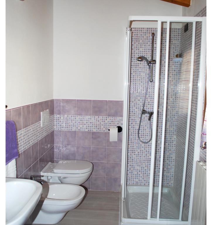 Piancogno B&B I Viandanti الغرفة الصورة
