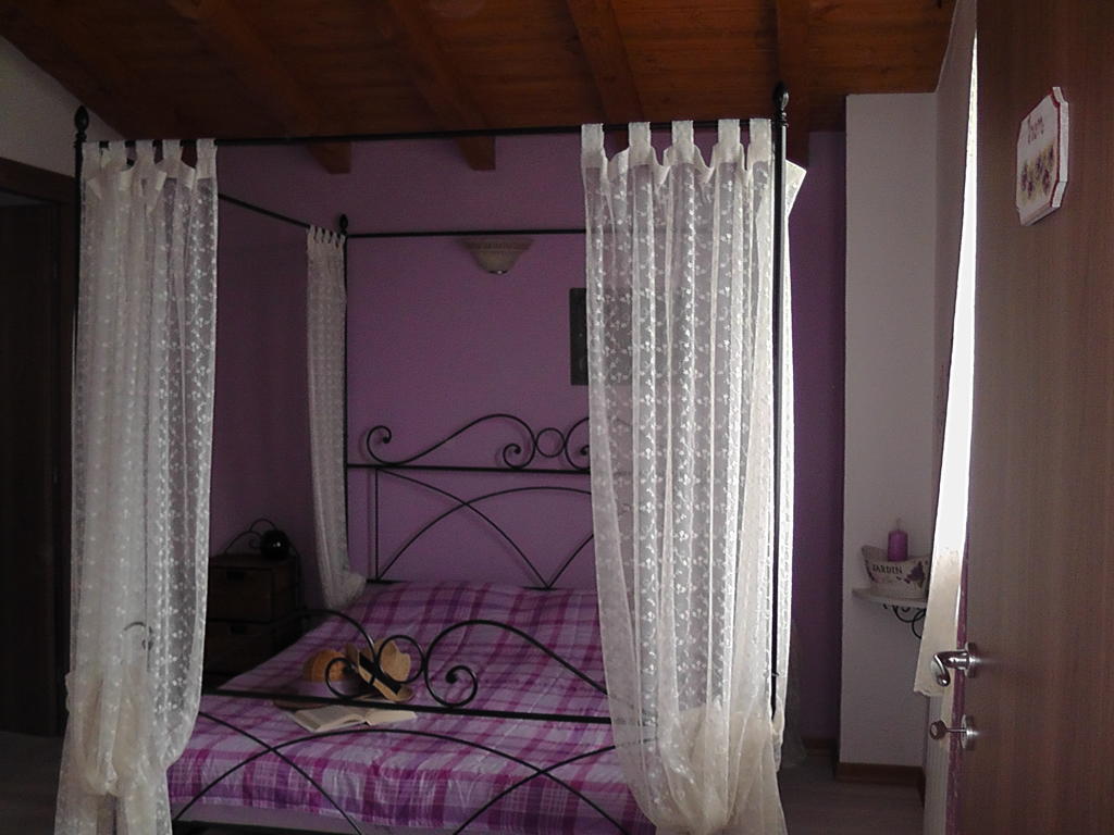 Piancogno B&B I Viandanti الغرفة الصورة