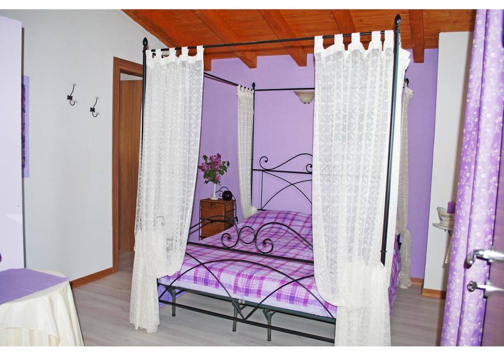 Piancogno B&B I Viandanti الغرفة الصورة